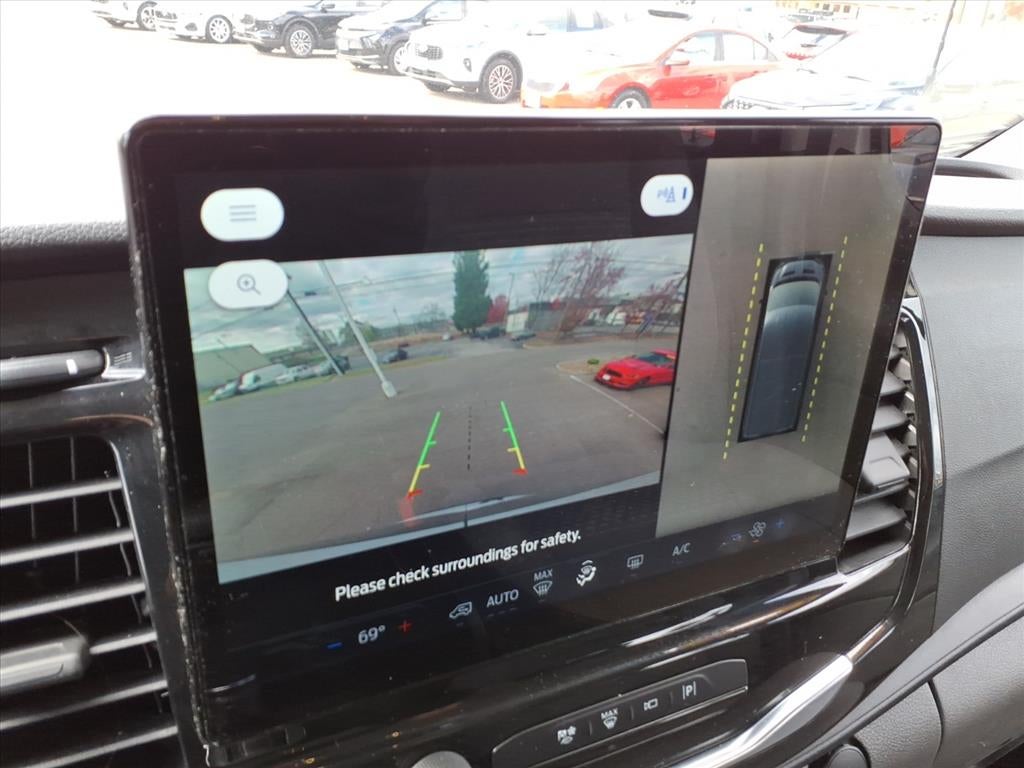 2023 Ford Transit Passenger Wagon Base