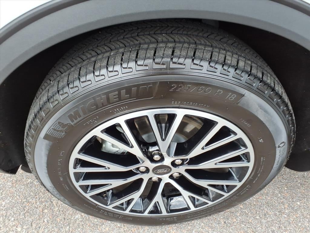 2025 Ford Escape Base