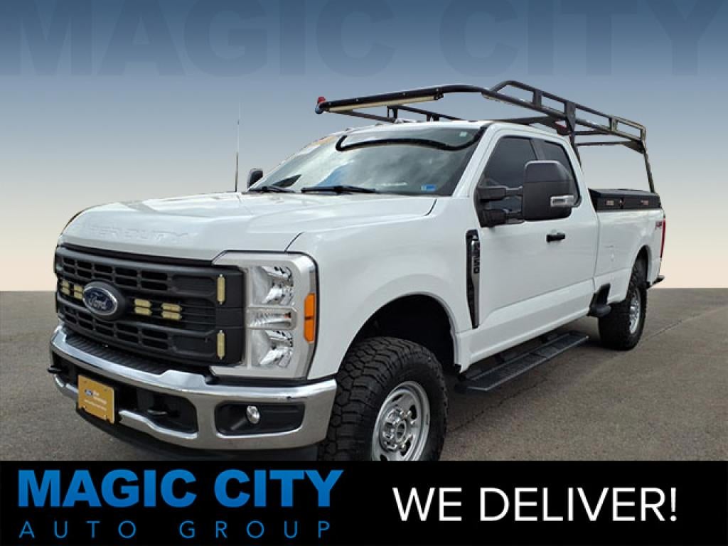 2023 Ford Super Duty F-350 SRW XL