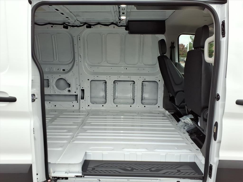 2025 Ford Transit Cargo Van Base