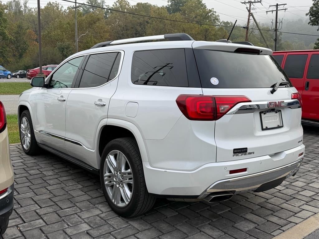 2017 GMC Acadia Base