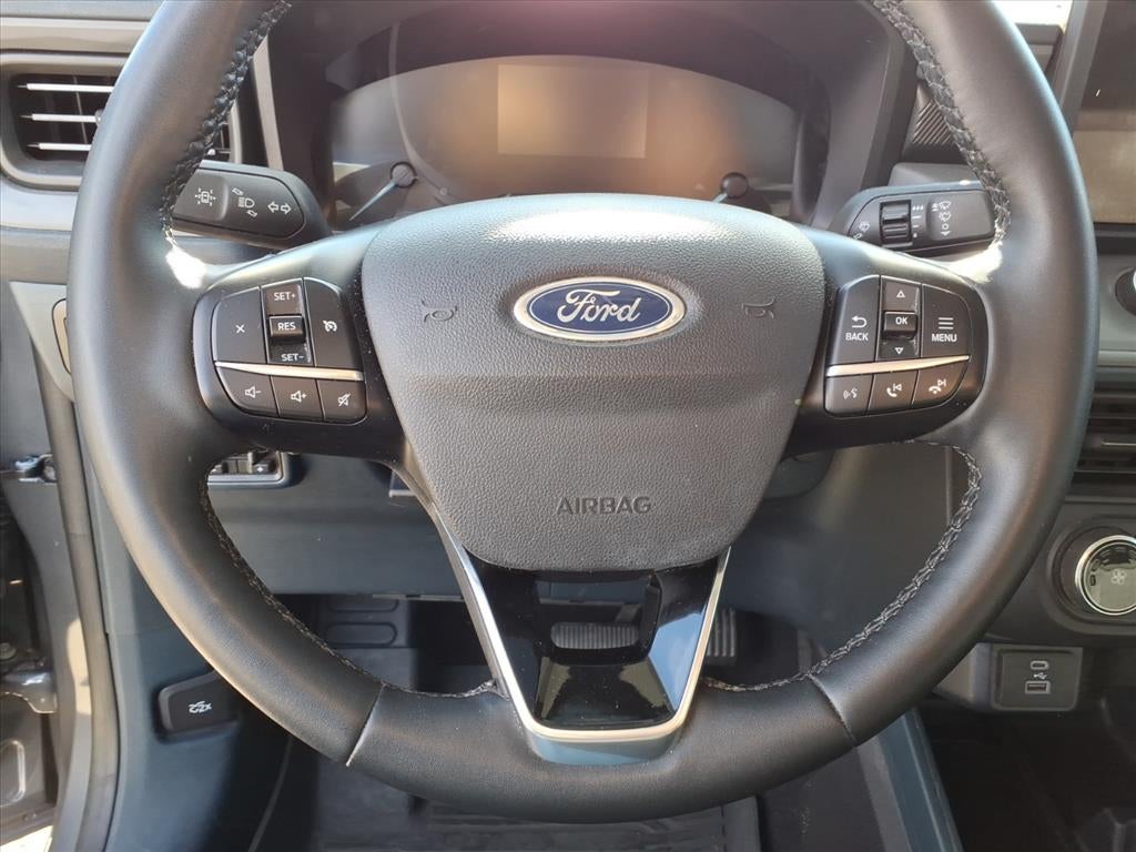 2023 Ford Maverick Base