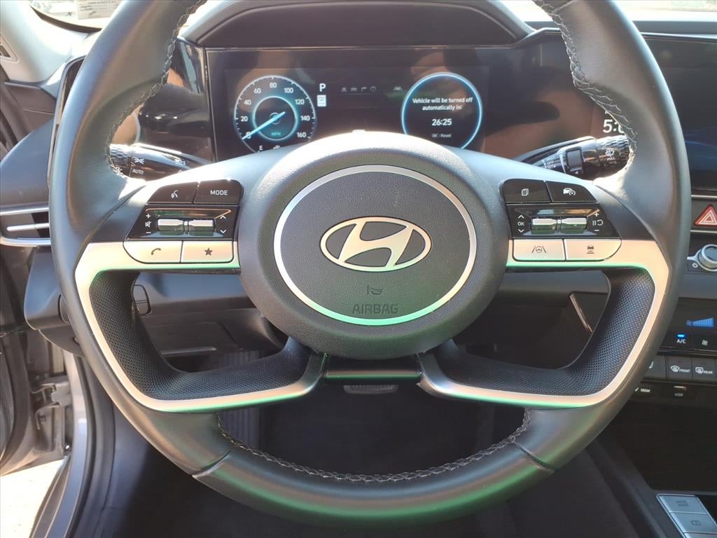 2025 Hyundai Elantra Hybrid Limited