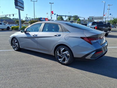 2025 Hyundai Elantra Hybrid Limited