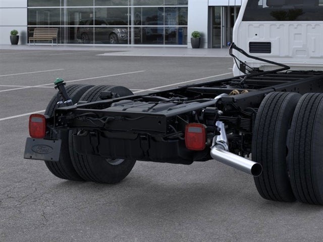 2026 Ford F-600SD Base