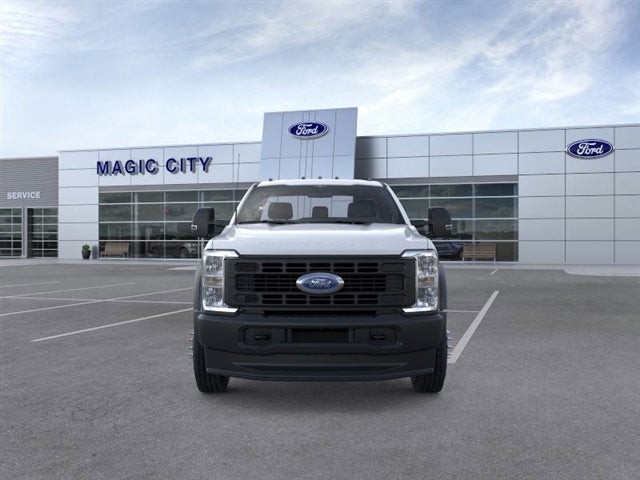2026 Ford F-600SD Base