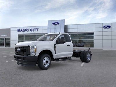 2025 Ford F-350 Super Duty XL DRW