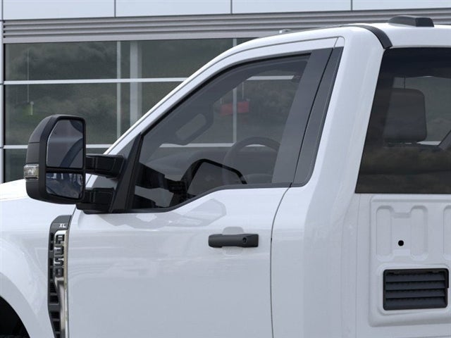 2025 Ford F-350 Super Duty XL DRW