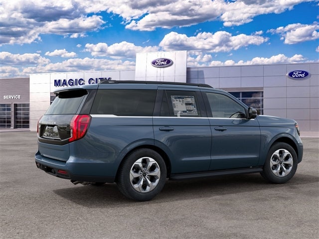 2027 Ford Expedition Active