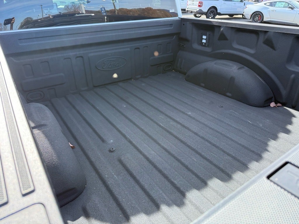 2025 Ford F-150 Lightning Flash™