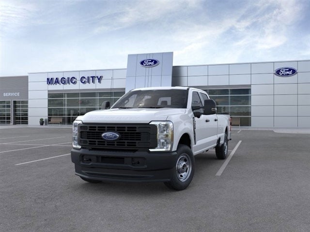 2025 Ford F-350 Super Duty XL
