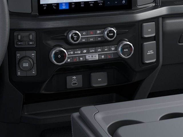 2026 Ford F-350 Super Duty Lariat