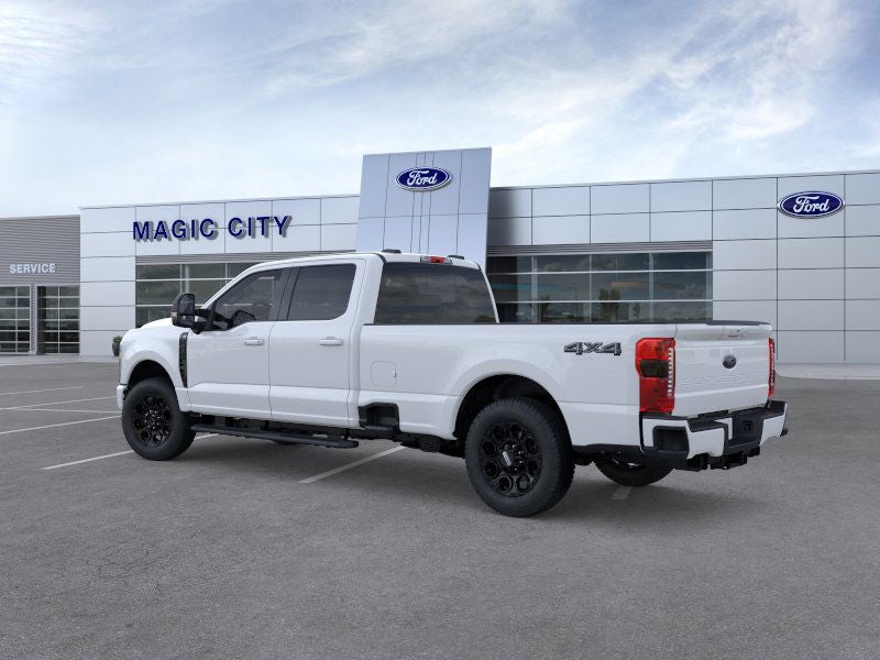 2026 Ford Super Duty F-350® XLT