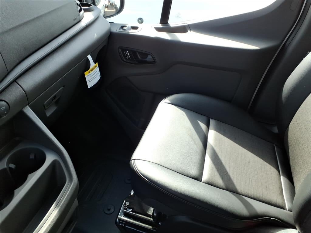 2026 Ford Transit Base