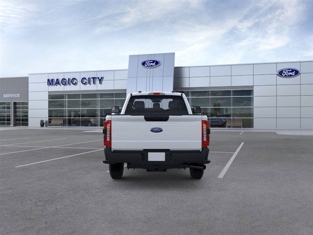 2026 Ford Super Duty F-350® XL