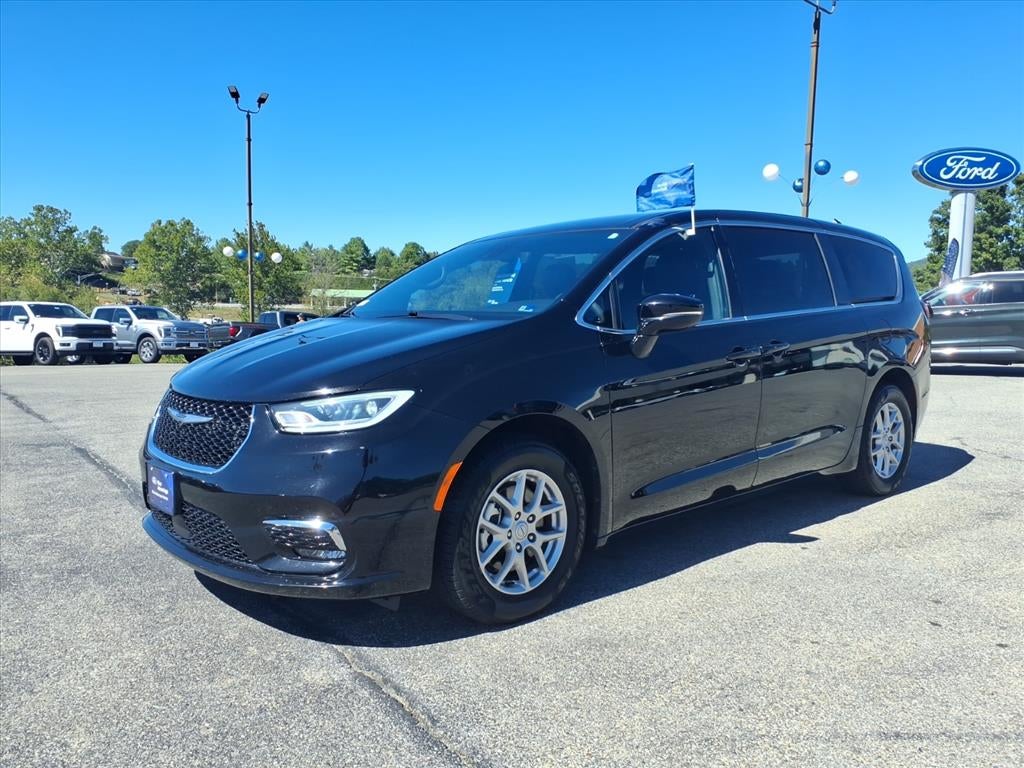 2025 Chrysler Pacifica