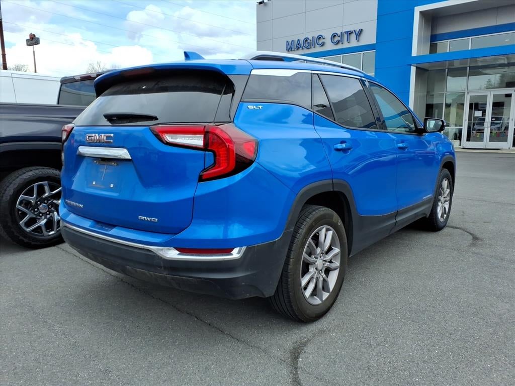 2024 GMC Terrain SLT