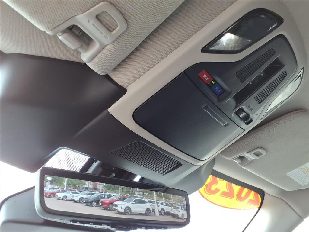 2023 Subaru Outback Touring XT