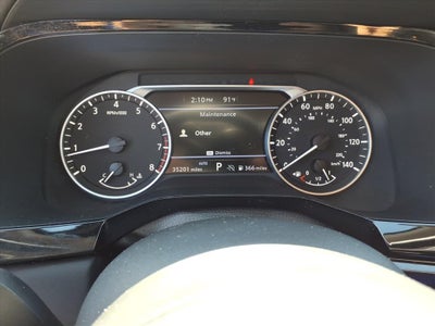 2025 Nissan Pathfinder SV