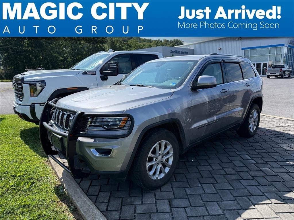 2021 Jeep Grand Cherokee Laredo E 4x4