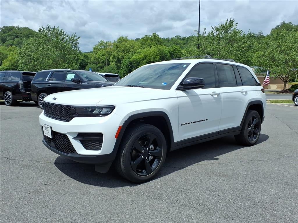 2023 Jeep Grand Cherokee Altitude 4x4