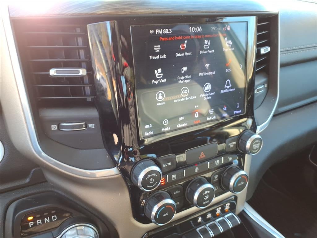 2019 RAM 1500 Laramie Crew Cab 4x2 5'7' Box