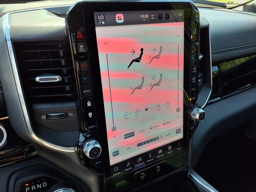 2025 RAM 1500 Laramie Crew Cab 4x4 5'7' Box