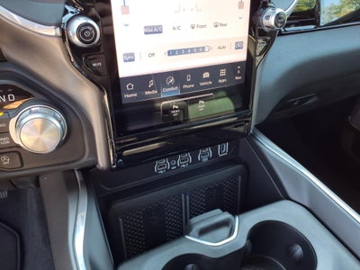 2025 RAM 1500 Laramie Crew Cab 4x4 5'7' Box