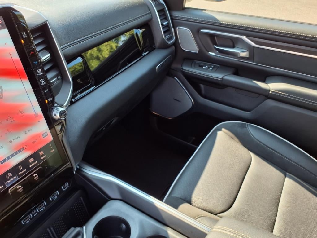 2025 RAM 1500 Laramie Crew Cab 4x4 5'7' Box