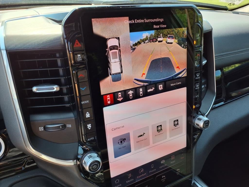 2025 RAM 1500 Laramie Crew Cab 4x4 5'7' Box