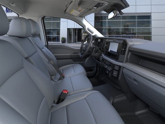 2025 Ford Chassis Cab F-350® XL