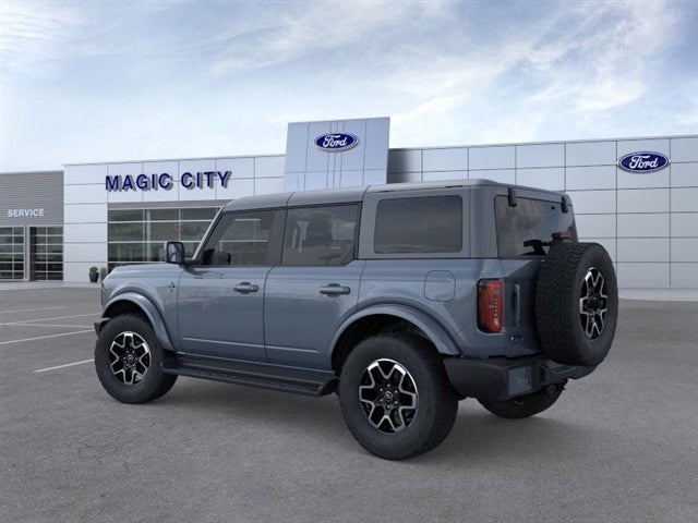 2025 Ford Bronco Outer Banks®
