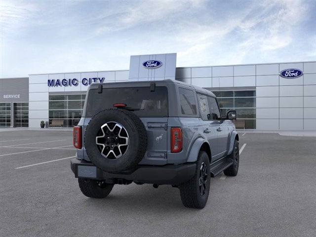 2025 Ford Bronco Outer Banks®