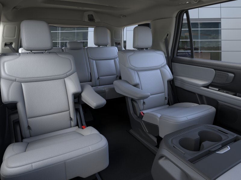 2026 Ford Expedition Platinum®