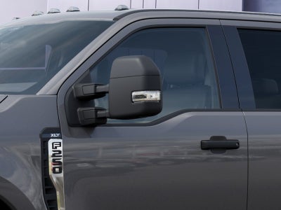 2027 Ford Super Duty F-250® XLT