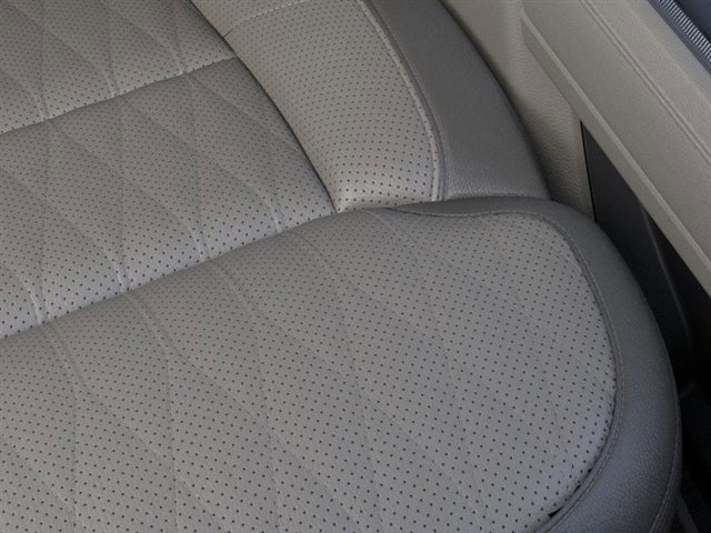 2025 Ford Super Duty F-250® Platinum®