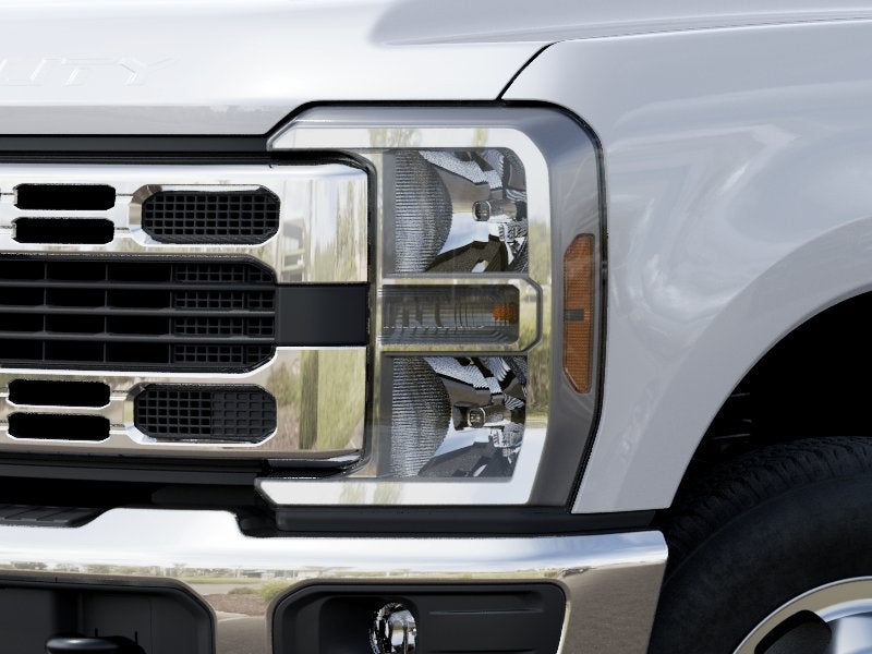 2027 Ford Super Duty F-350® XLT