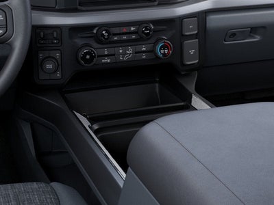 2027 Ford Super Duty F-350® XLT