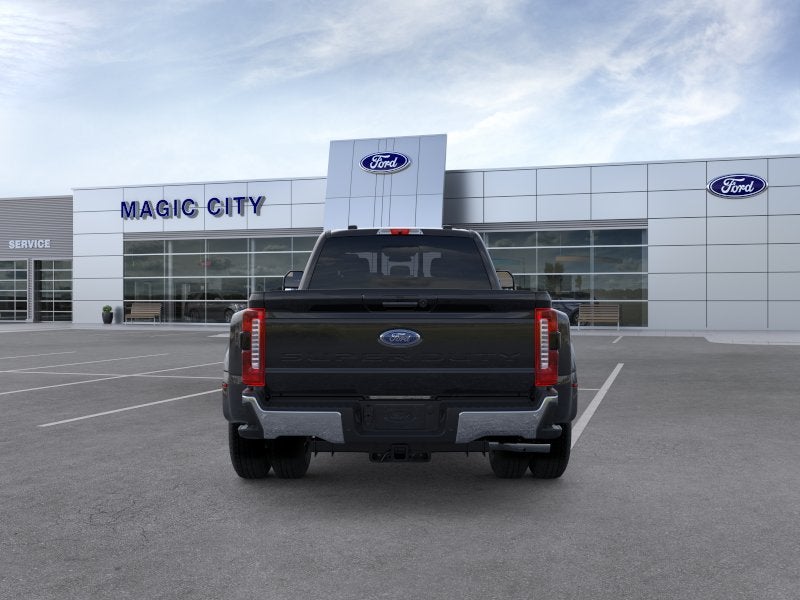 2026 Ford Super Duty F-350® Lariat®