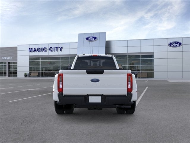 2026 Ford Super Duty F-350® XL