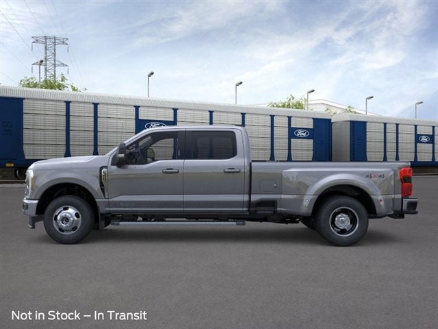 2026 Ford Super Duty F-350® XLT