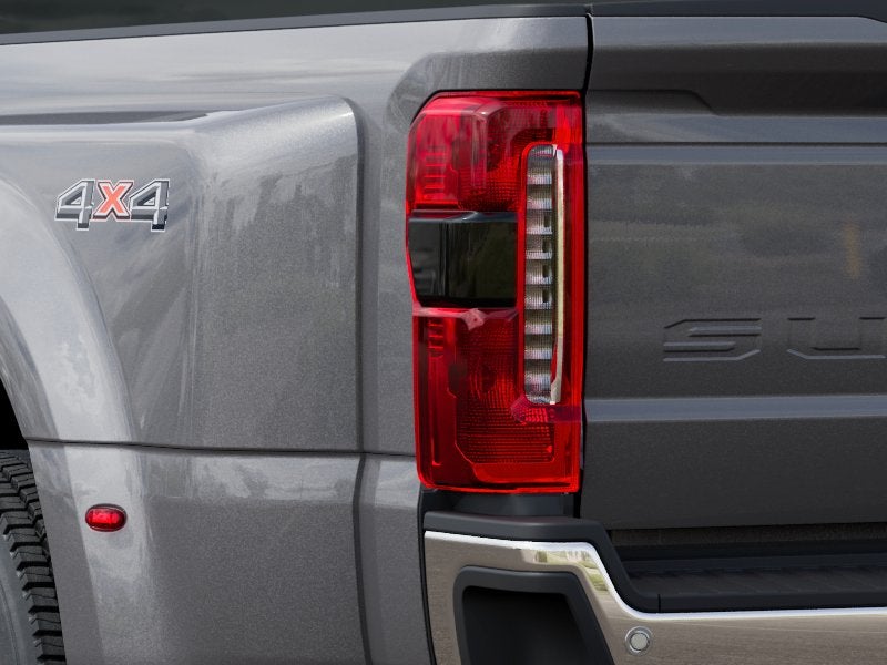 2027 Ford Super Duty F-450® XLT