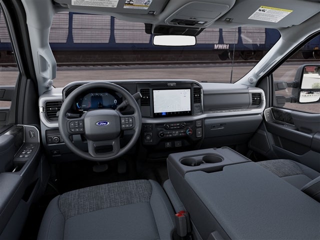 2027 Ford Super Duty F-450® XLT