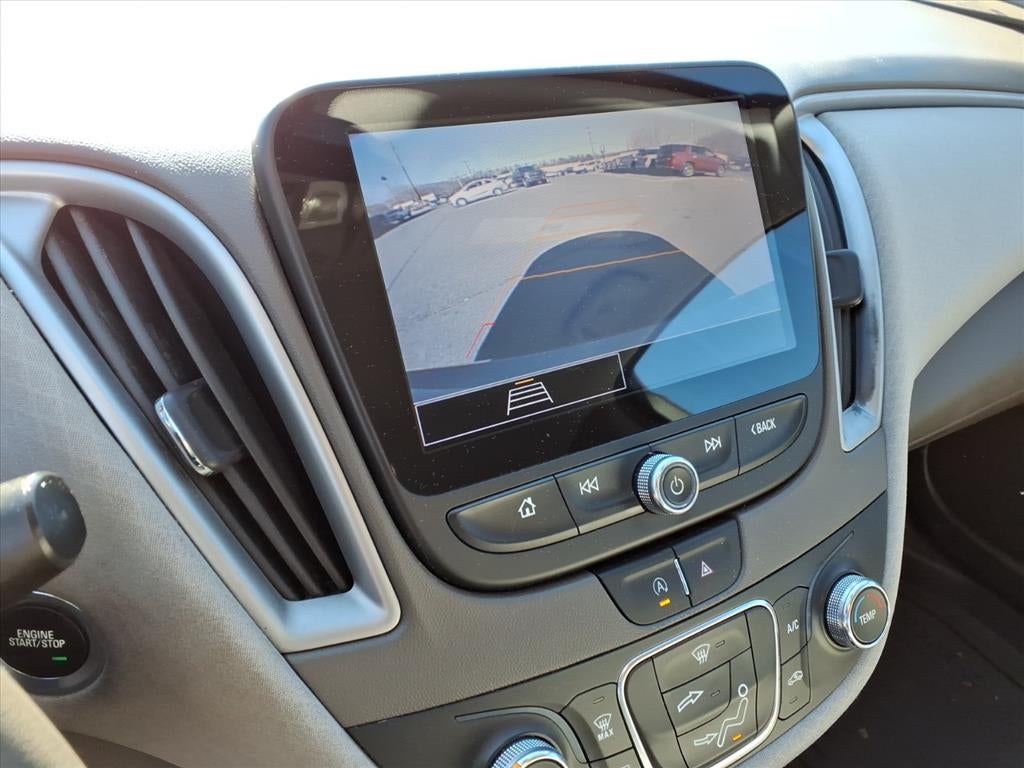 2022 Chevrolet Malibu FWD LS