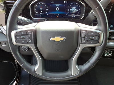 2022 Chevrolet Silverado 1500 4WD Crew Cab Standard Bed LT