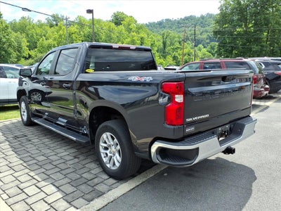 2022 Chevrolet Silverado 1500 4WD Crew Cab Standard Bed LT