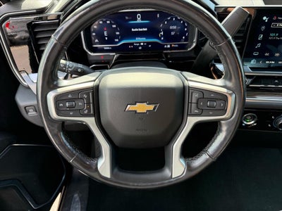 2022 Chevrolet Silverado 1500 4WD Crew Cab Short Bed LT with 2FL
