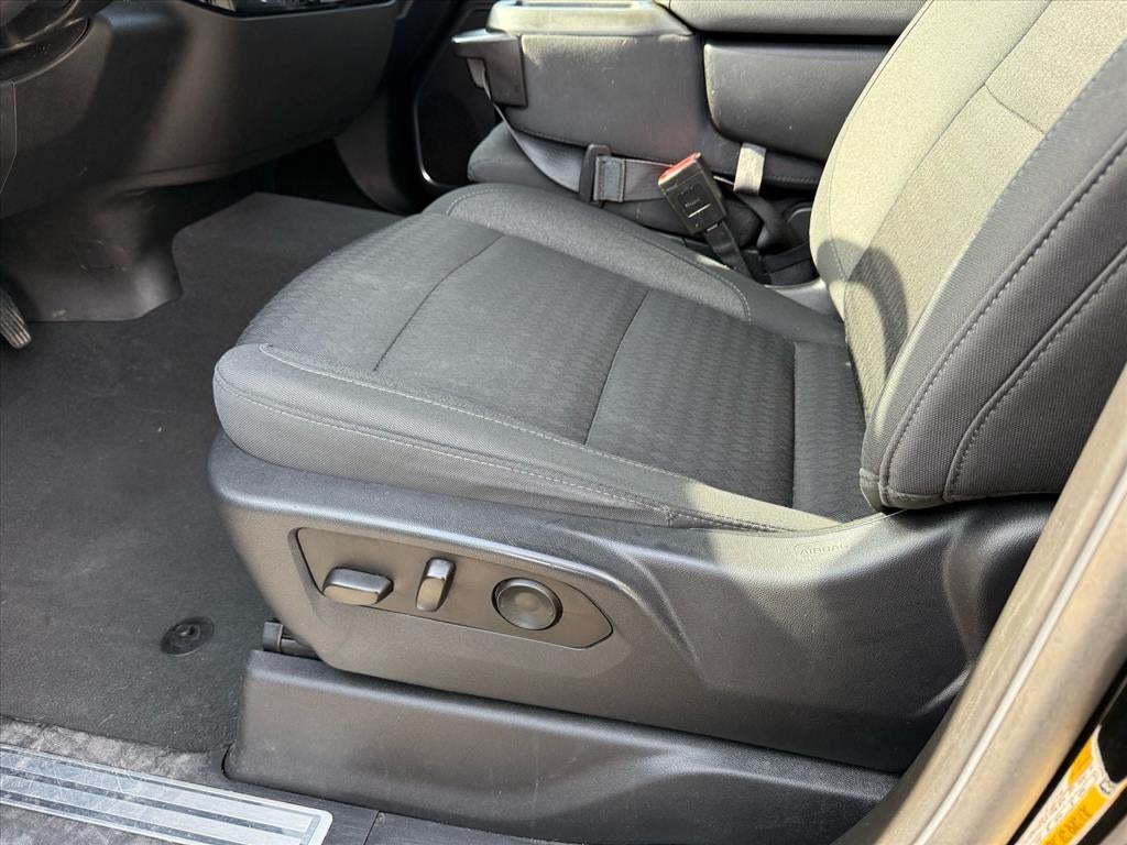 2022 Chevrolet Silverado 1500 4WD Crew Cab Short Bed LT with 2FL