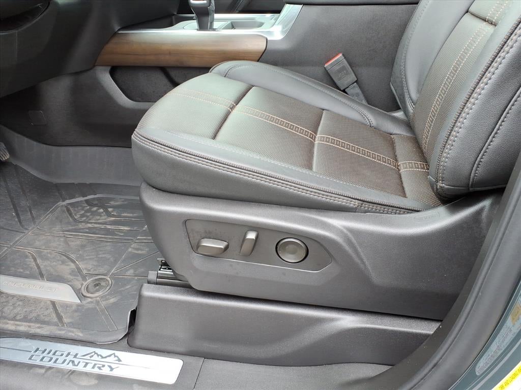 2026 Chevrolet Silverado 1500 4WD Crew Cab Short Bed High Country