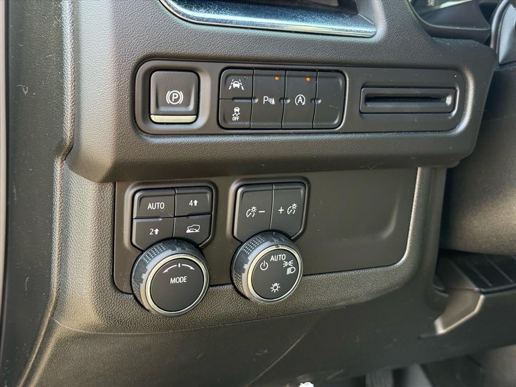 2024 Chevrolet Tahoe 4WD LS